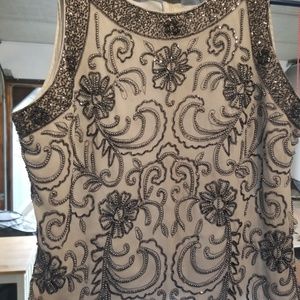 Pretty sleeveless blouse